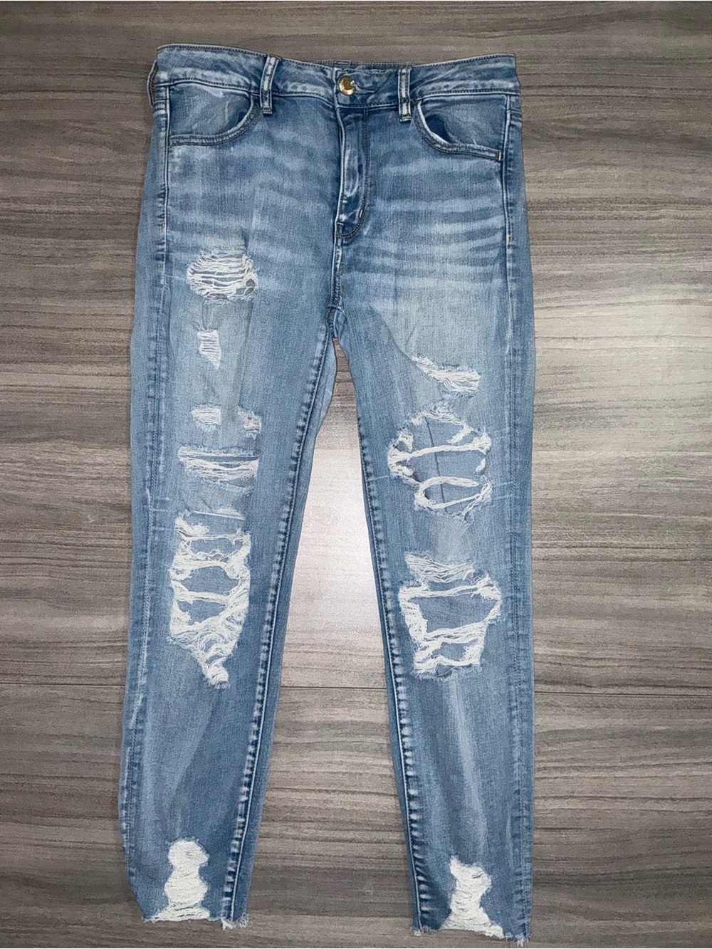 American Eagle Hi-Rise Jegging Heavily Distressed Jeans – Women's Size 10 Short